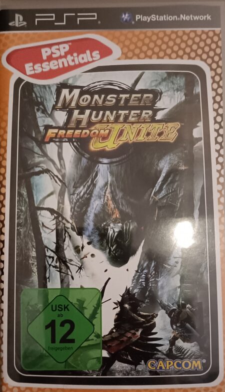 Monster Hunter: Freedom Unite [Essential] (PSP)